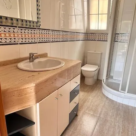Alquilo Completo Prázdninový dům Torrent (Valencia)